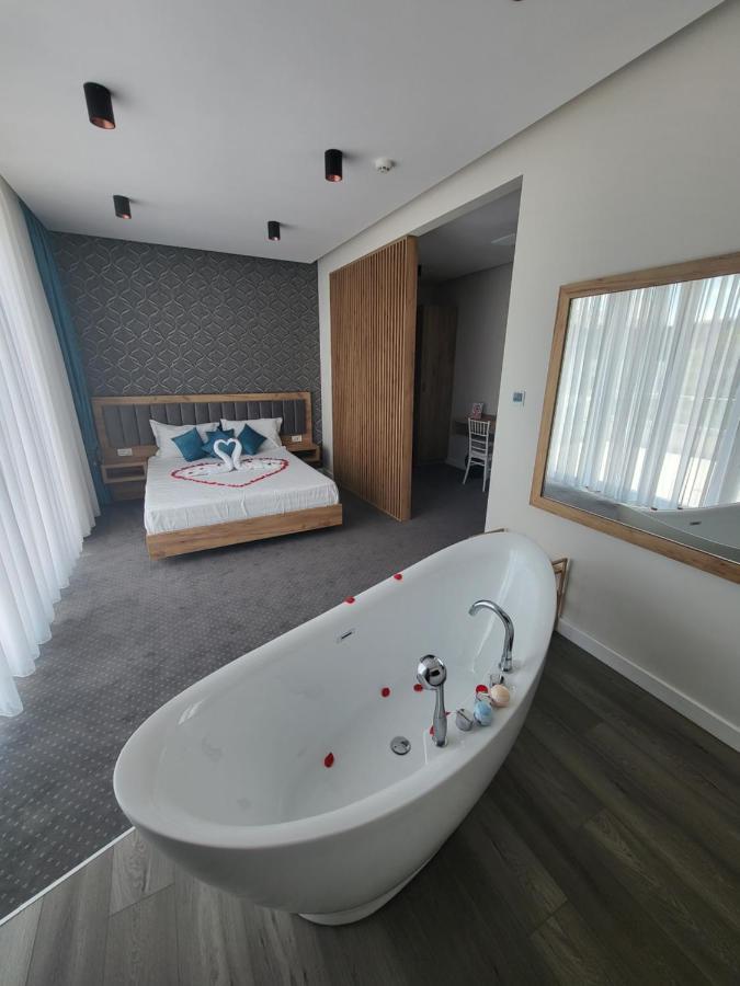 Hotel Excellence Bucureşti Eksteriør bilde